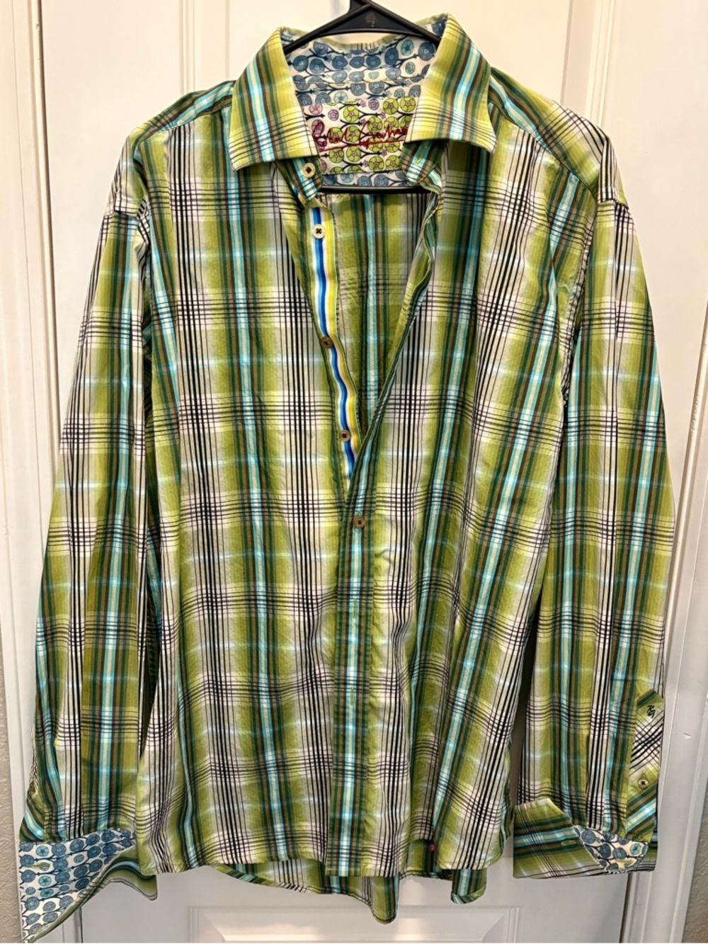 Men's ROBERT GRAHAM Multi Color Striped Long-sleeved Button Up Sz. XL